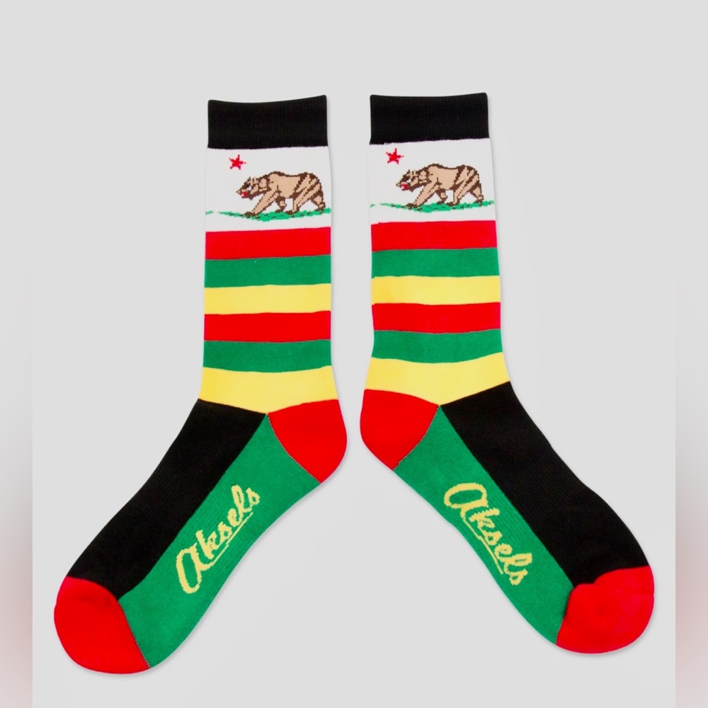 Aksels Striped California Grizzly Bear Socks - Size L - Men’s 6 - 13 - NWT
